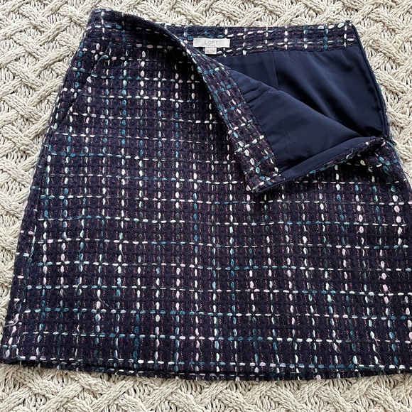 LOFT Dresses & Skirts - LOFT Petite Tweed Mini Skirt Multicolor Navy Pockets Lined 489329 Size 0 Petite